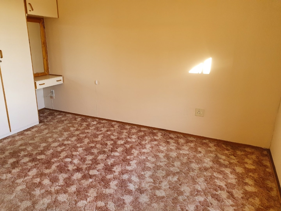 To Let 3 Bedroom Property for Rent in Eureka Free State